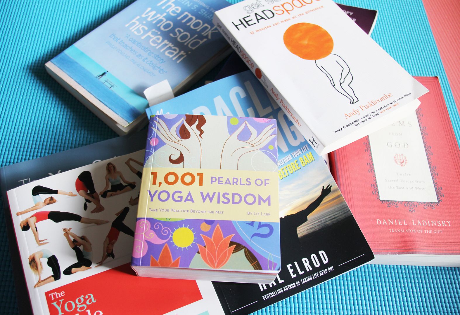 Best Yoga Books: 11 Recommended Reads For Yogis - Ché Dyer